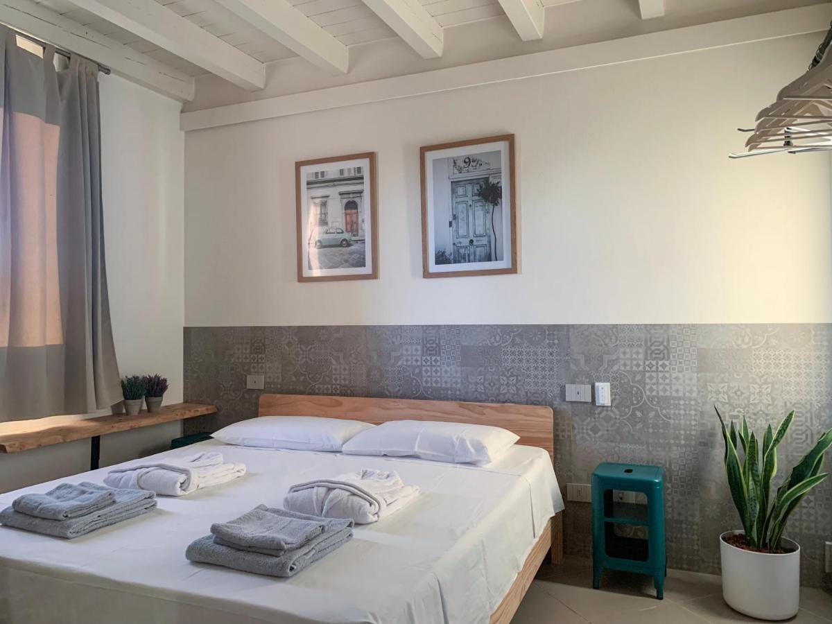Charming Attic Apartment With Balcony & Swimming Pool Дезенцано-дель-Гарда Экстерьер фото